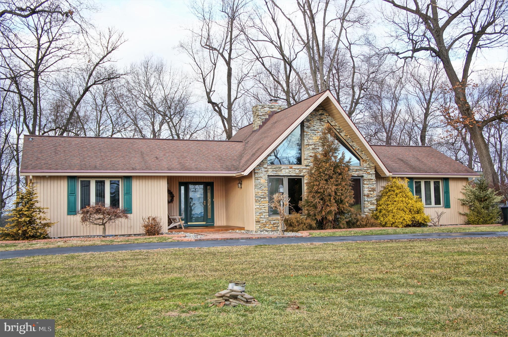 1907 Ridge Road Elizabethtown, PA 17022 - Photo 1 of 46