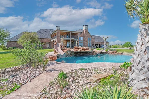 $7,500,000 | 1200 McReynolds Road, Sanger, TX 76266