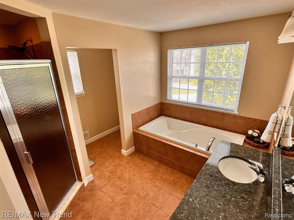51207 Brompton Novi, MI 48374 - Photo 14 of 21