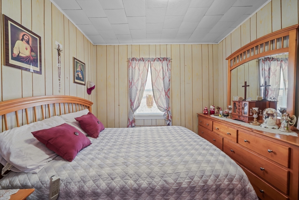 52 Pitman Street Fall River, MA 02723 - Photo 24 of 32