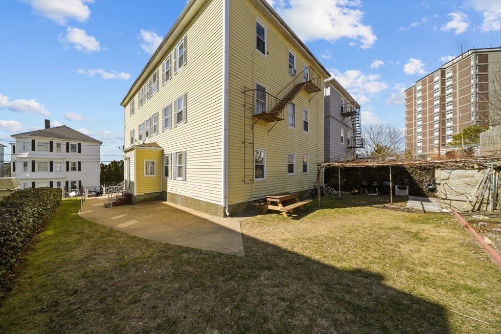 52 Pitman Street Fall River, MA 02723 - Photo 29 of 32