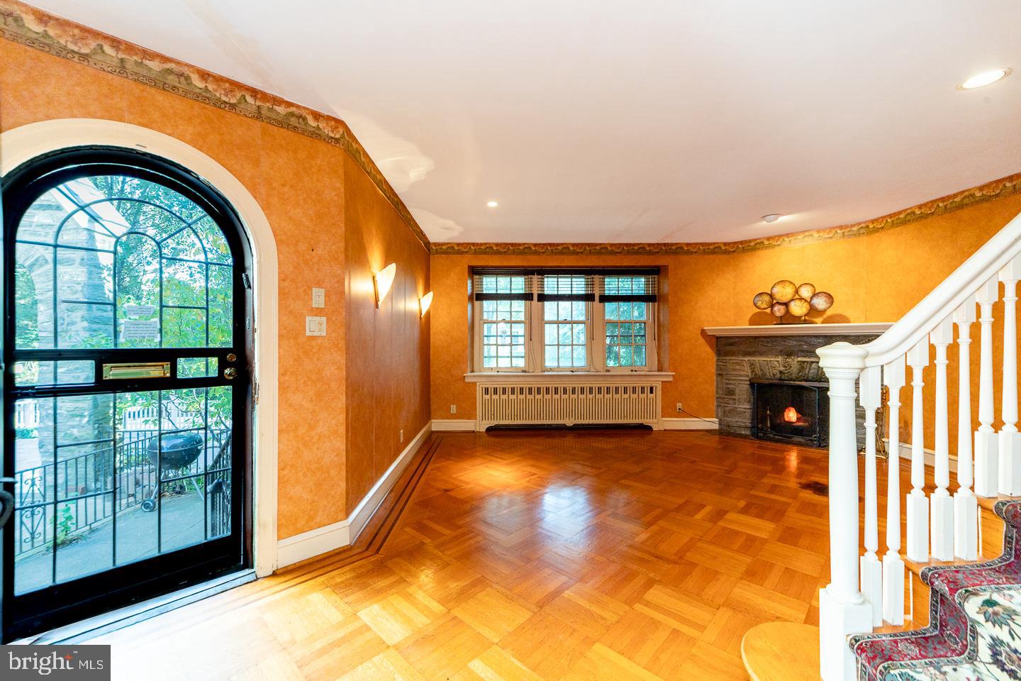 6920 Rutland Street Philadelphia, PA 19149 - Photo 8 of 19 Living Room/Front Entrance
