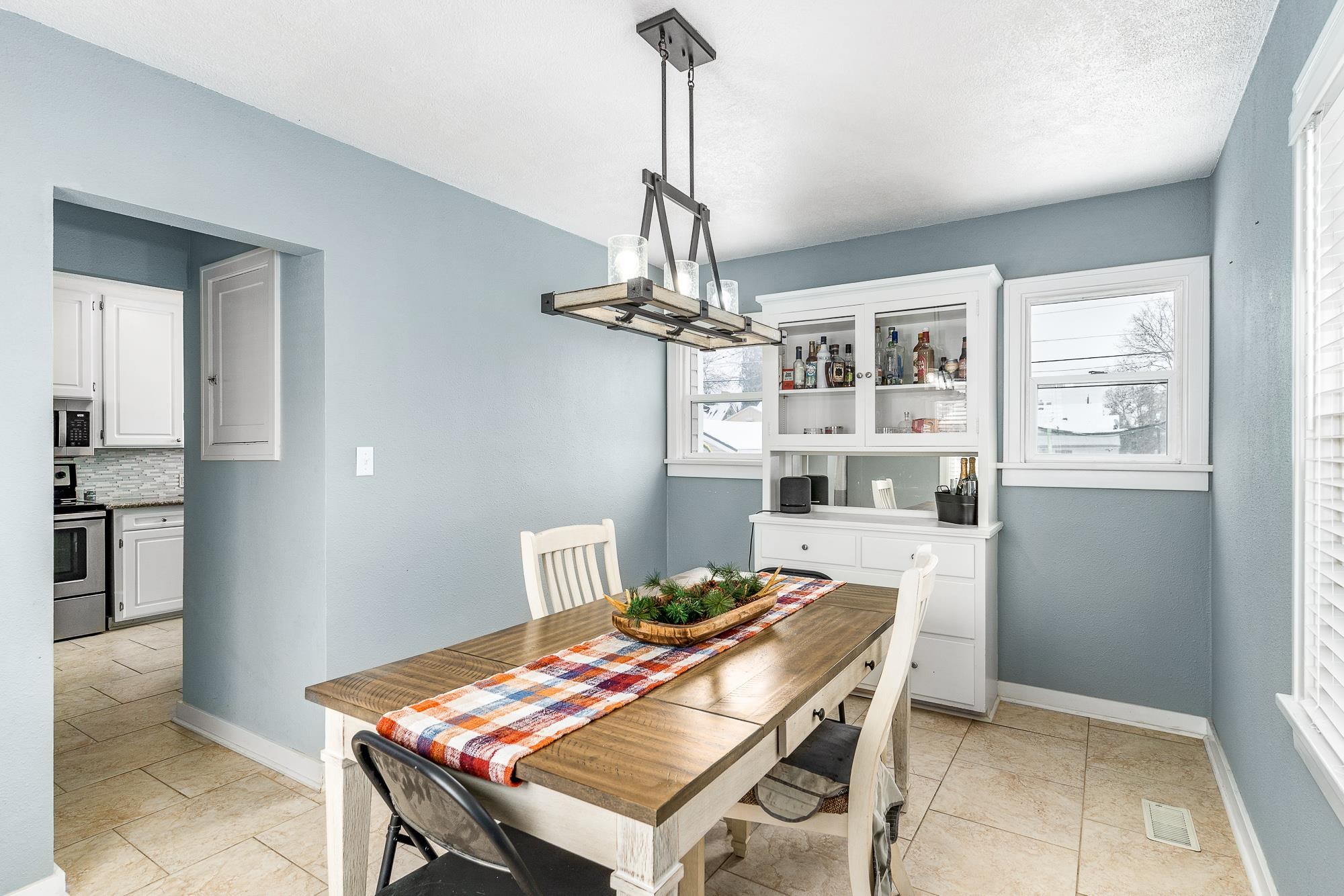 5018 North Stevens Street Spokane, WA 99205 - Photo 7 of 25