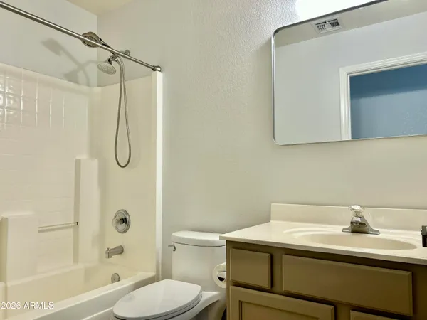 $2,095 | 9750 East Kiva Avenue, Mesa, AZ 85209