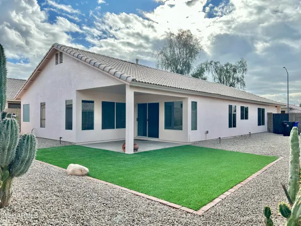 $2,095 | 9750 East Kiva Avenue, Mesa, AZ 85209