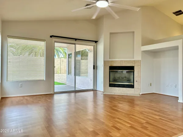 $2,095 | 9750 East Kiva Avenue, Mesa, AZ 85209