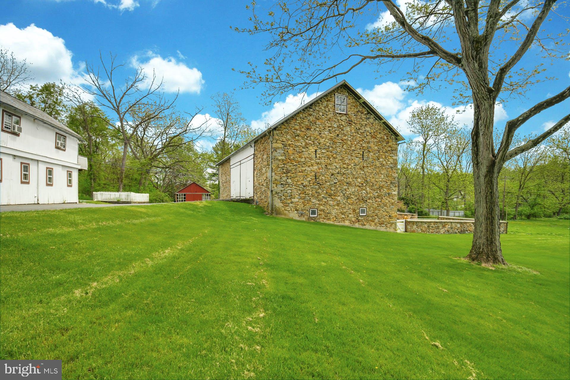 2583 Black River Road Bethlehem, PA 18015 - Photo 30 of 52
