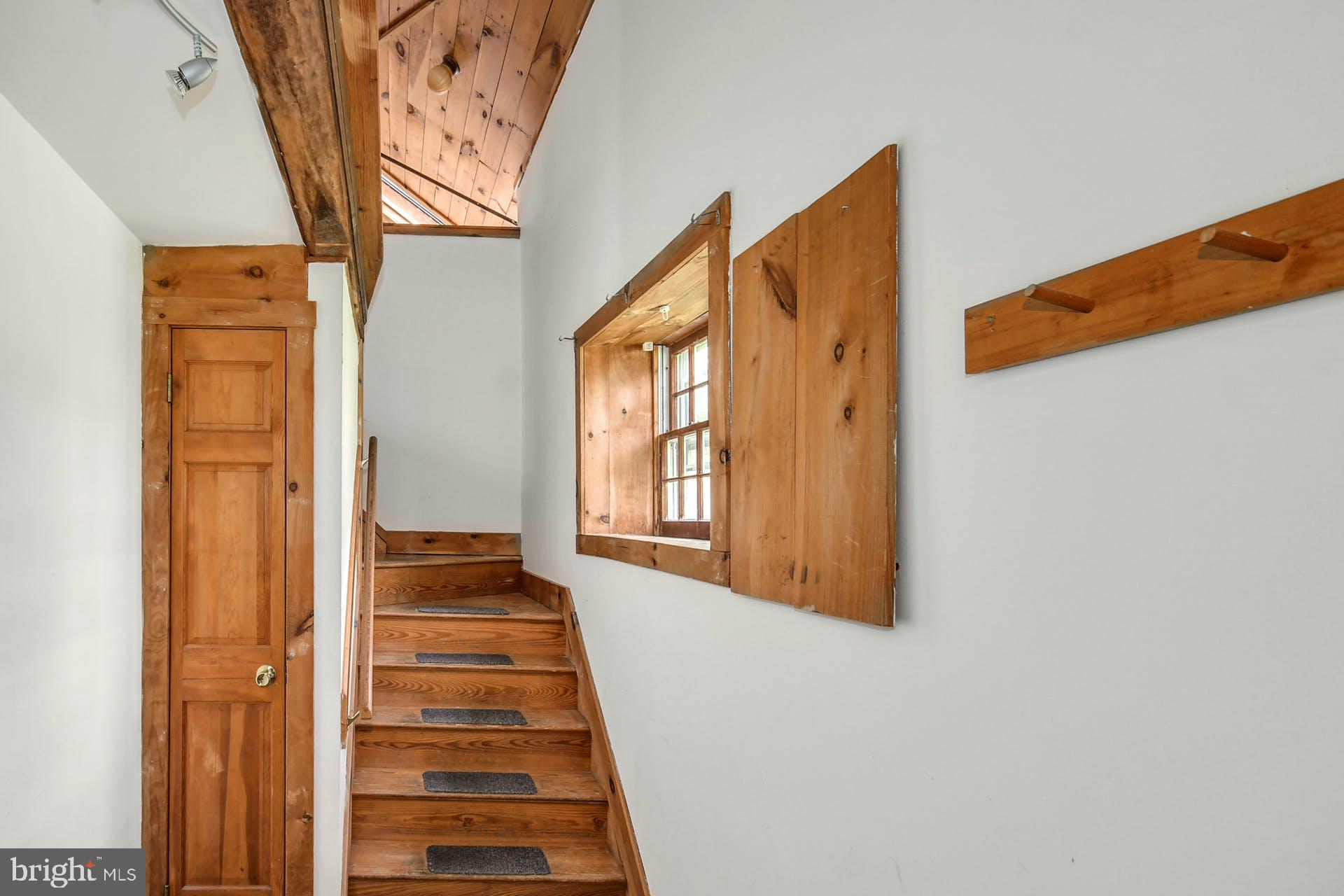 2583 Black River Road Bethlehem, PA 18015 - Photo 31 of 52