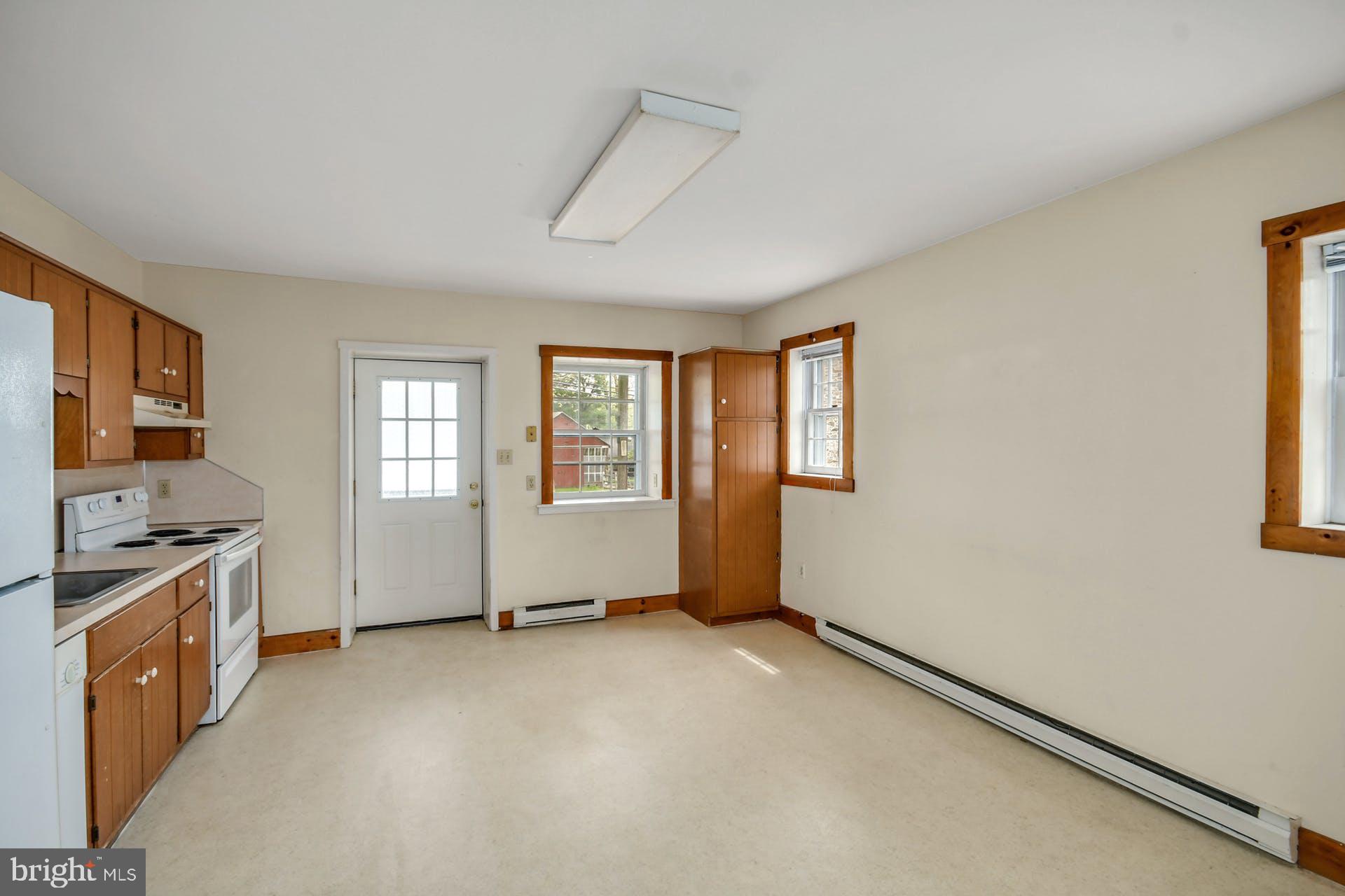 2583 Black River Road Bethlehem, PA 18015 - Photo 37 of 52