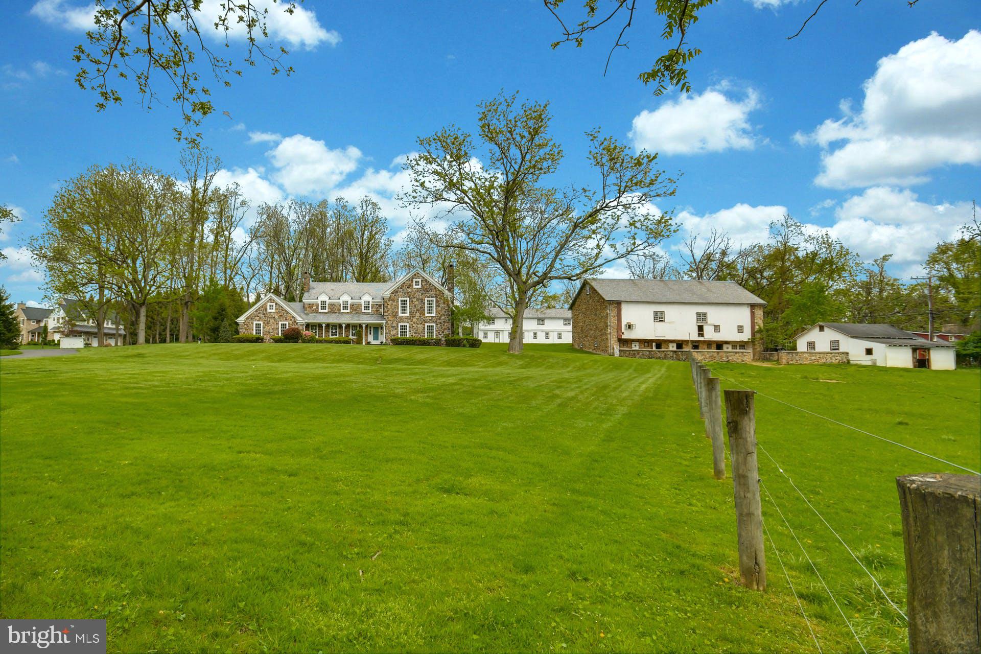 2583 Black River Road Bethlehem, PA 18015 - Photo 5 of 52
