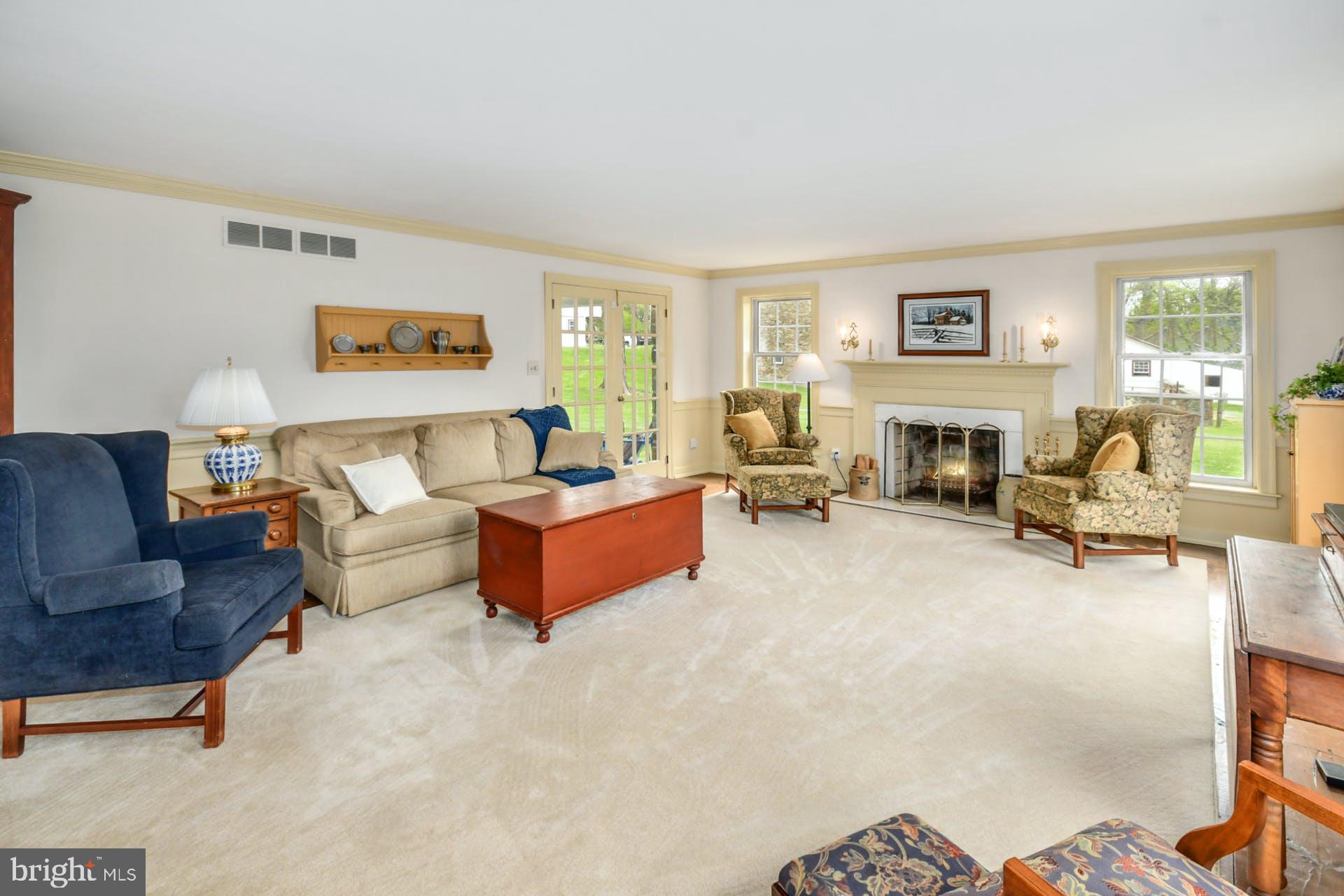 2583 Black River Road Bethlehem, PA 18015 - Photo 9 of 52