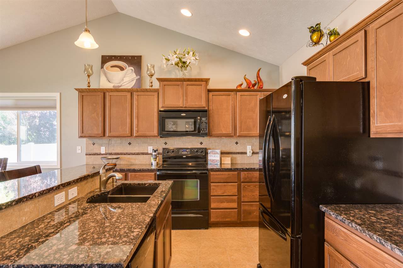 2714 West Graves Road Spokane, WA 99208 - Photo 6 of 20
