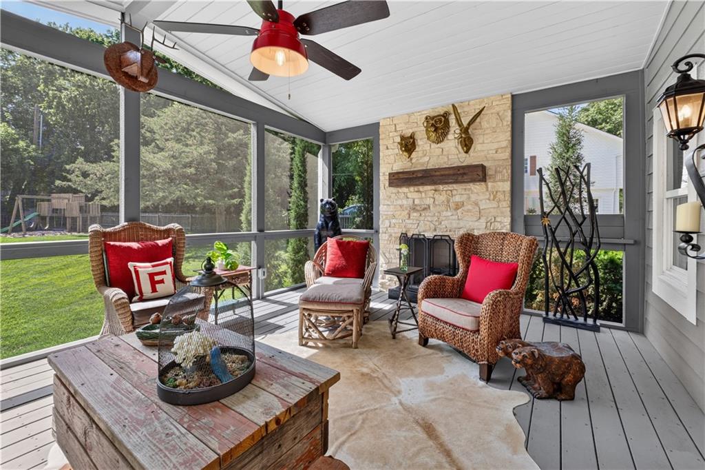 12816 Sagamore Road Leawood, KS 66209 - Photo 12 of 55
