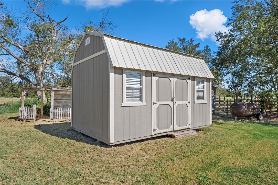 126 Cr 173 Road Marlin, TX 76661 - Photo 30 of 48 a view of a house with a yard