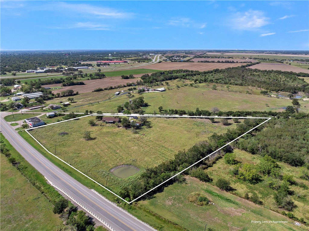126 Cr 173 Road Marlin, TX 76661 - Photo 47 of 48 a view of a balcony with an ocean view