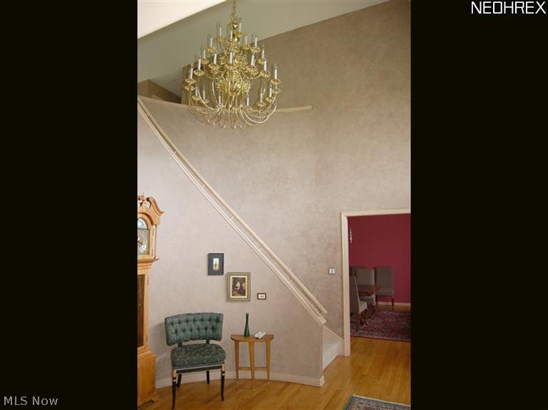 27289 Belgrave Road Cleveland, OH 44124 - Photo 4 of 25