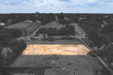 $549,900 | 4933 Bryce Avenue, Fort Worth, TX 76107