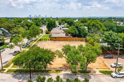 $549,900 | 4933 Bryce Avenue, Fort Worth, TX 76107