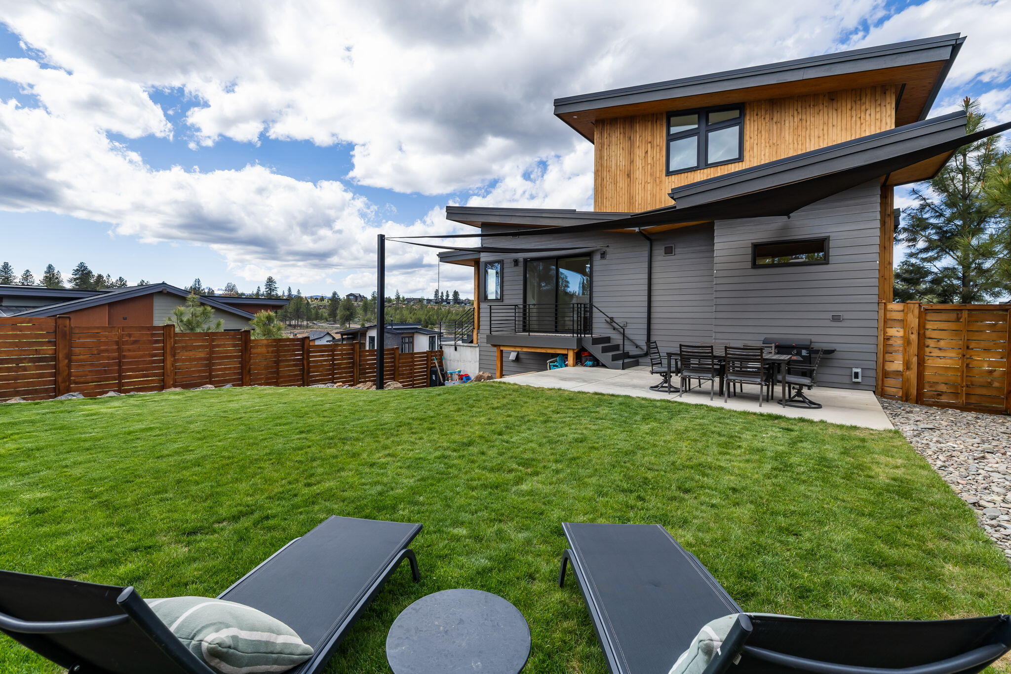 61156 Southwest Beverly Way Bend Bend, OR 97702 - Photo 2 of 42 2025_05_15_61156_sw_beverly_way-67