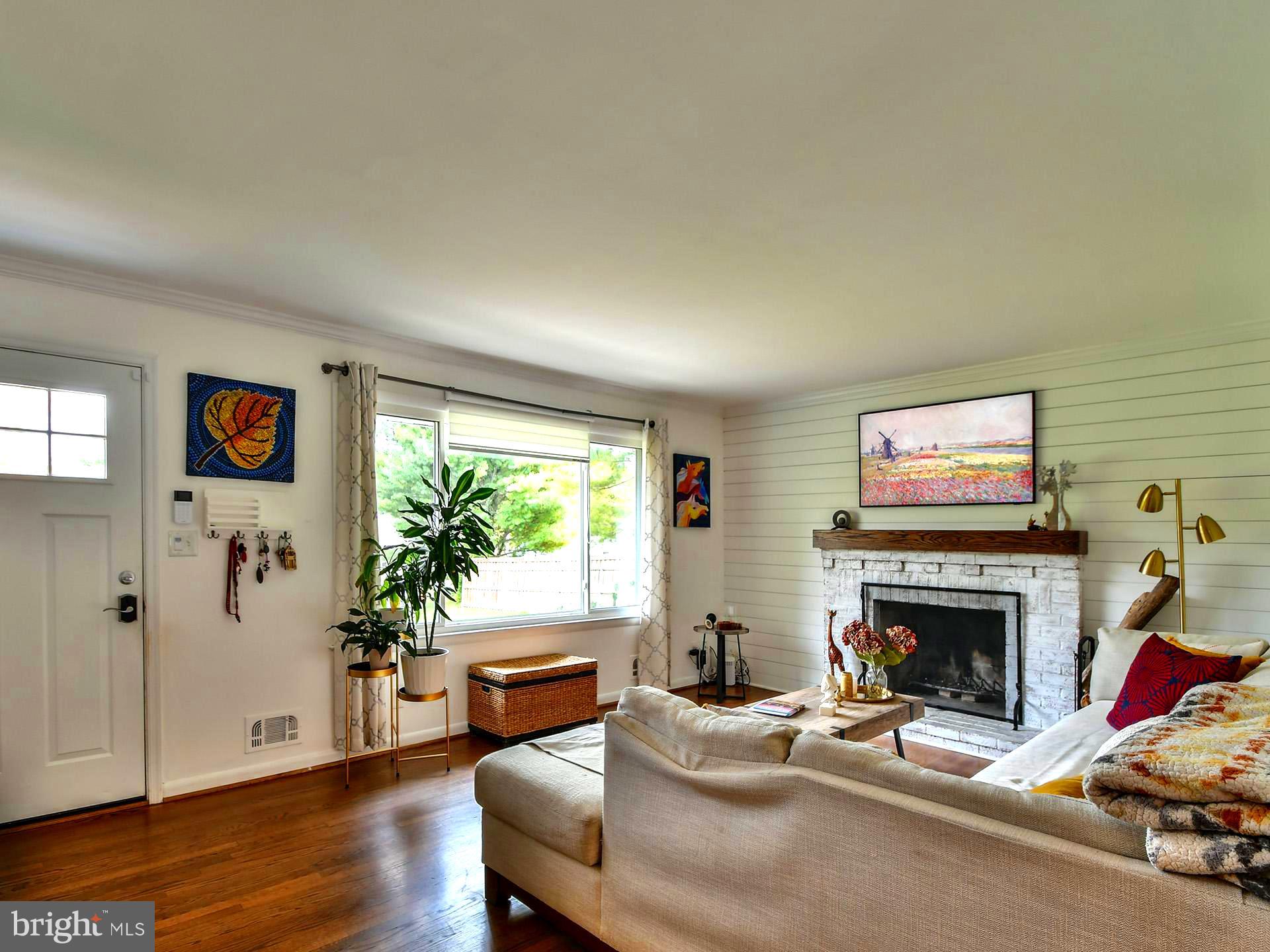 15404 Comus Road Clarksburg, MD 20871 - Photo 2 of 44