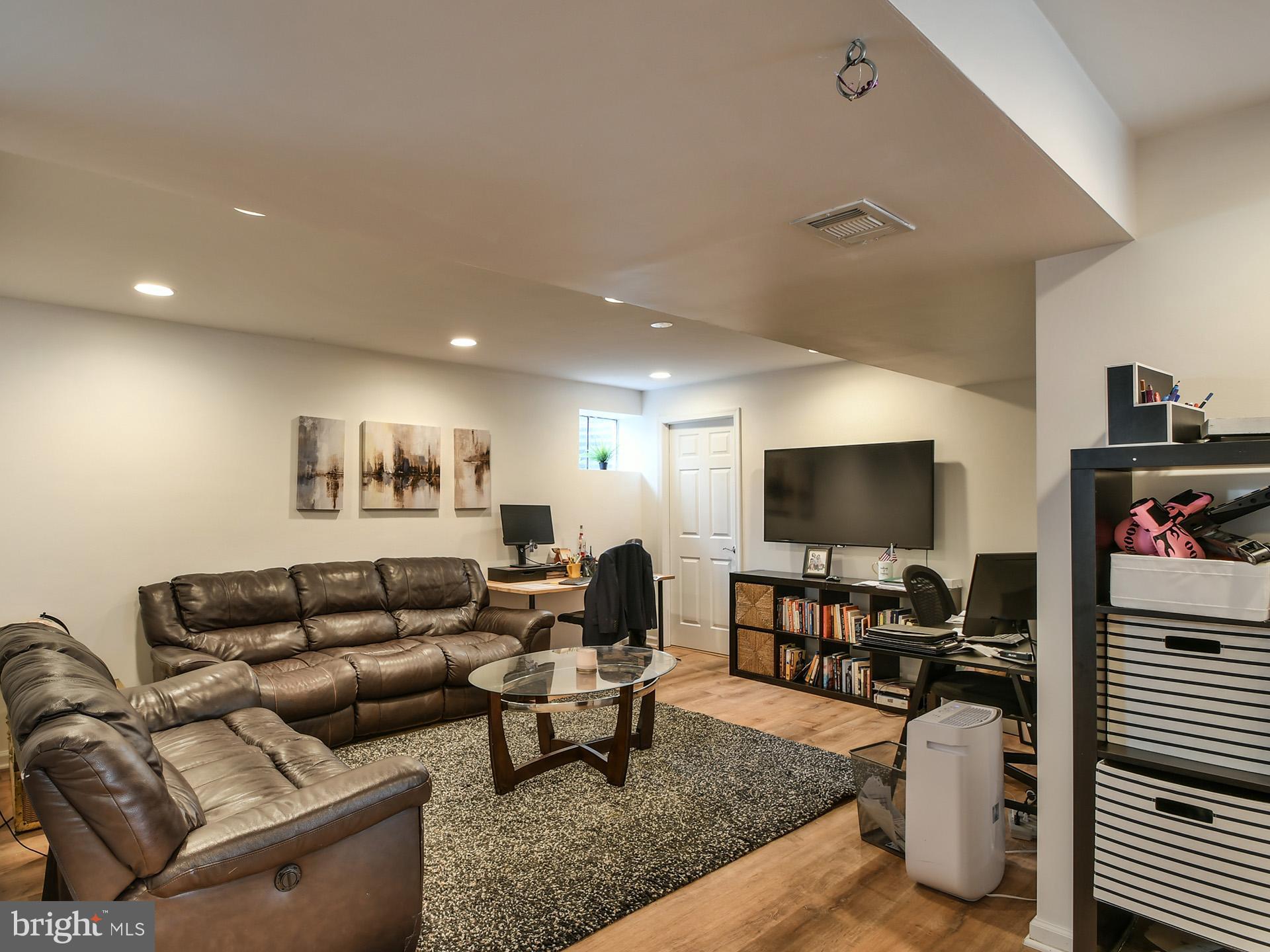 15404 Comus Road Clarksburg, MD 20871 - Photo 27 of 44