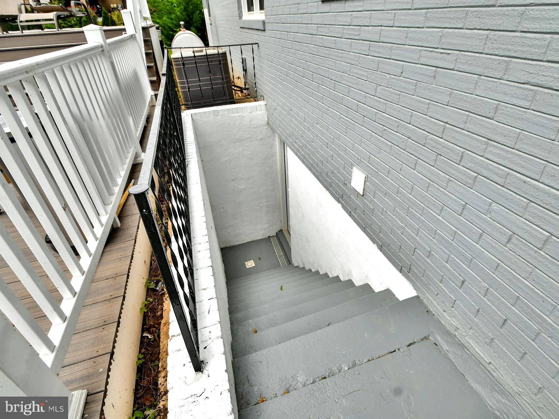 15404 Comus Road Clarksburg, MD 20871 - Photo 38 of 44