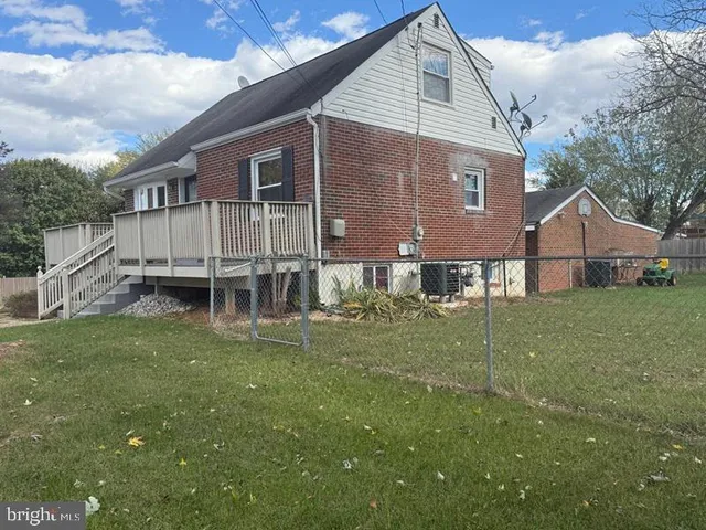 $549,900 | 7703 Amherst Drive, Manassas, VA 20111