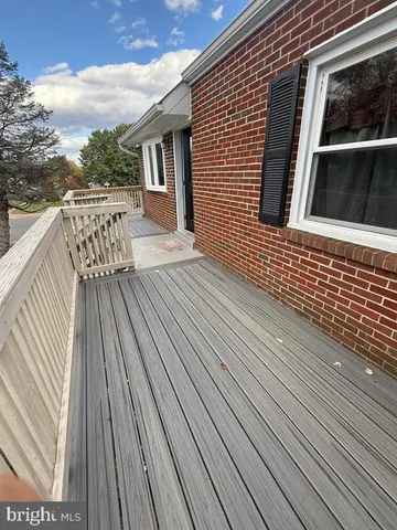 $549,900 | 7703 Amherst Drive, Manassas, VA 20111