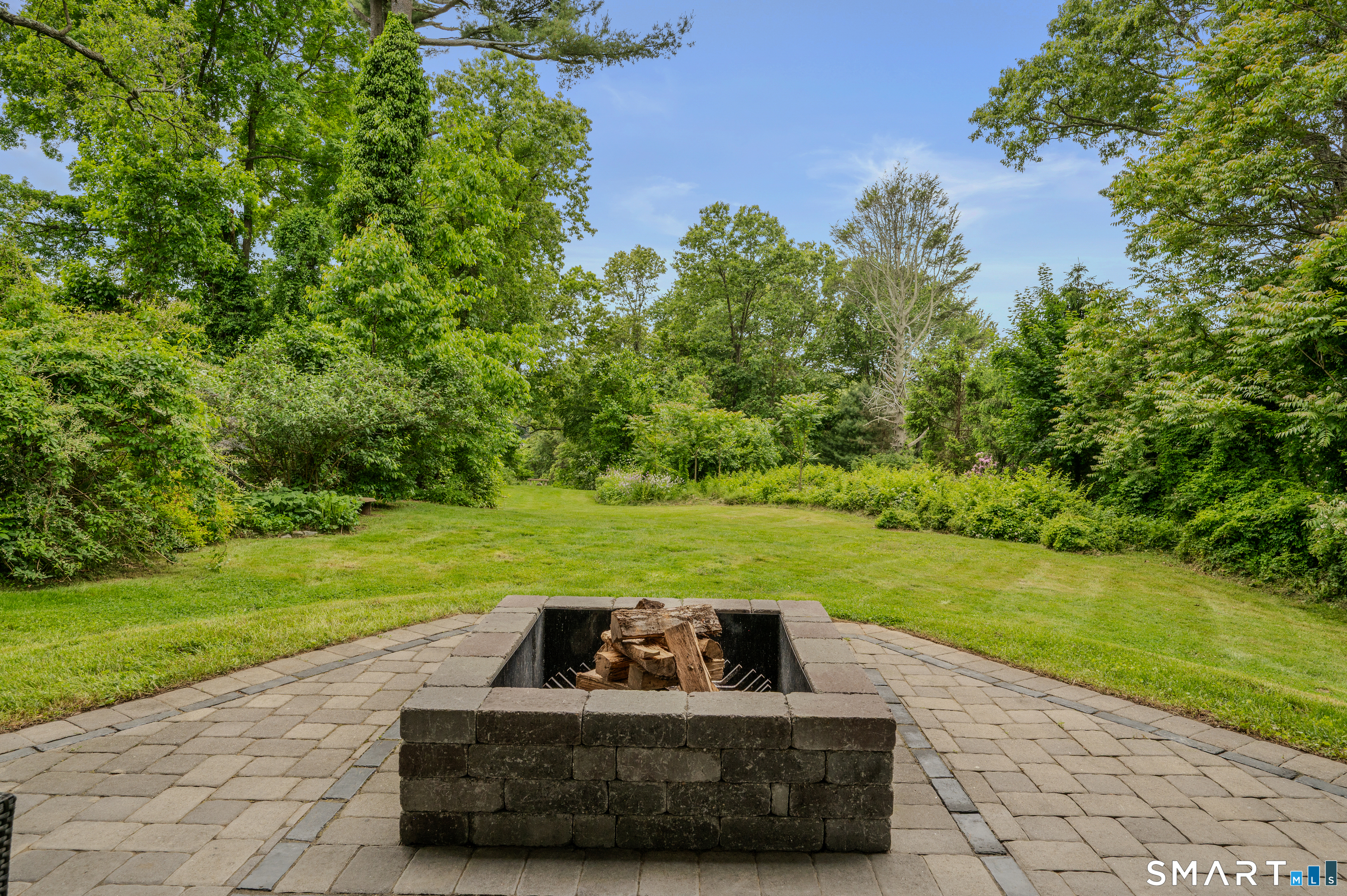 559 Old Laurel Hill Road Norwich, CT 06360 - Photo 9 of 36