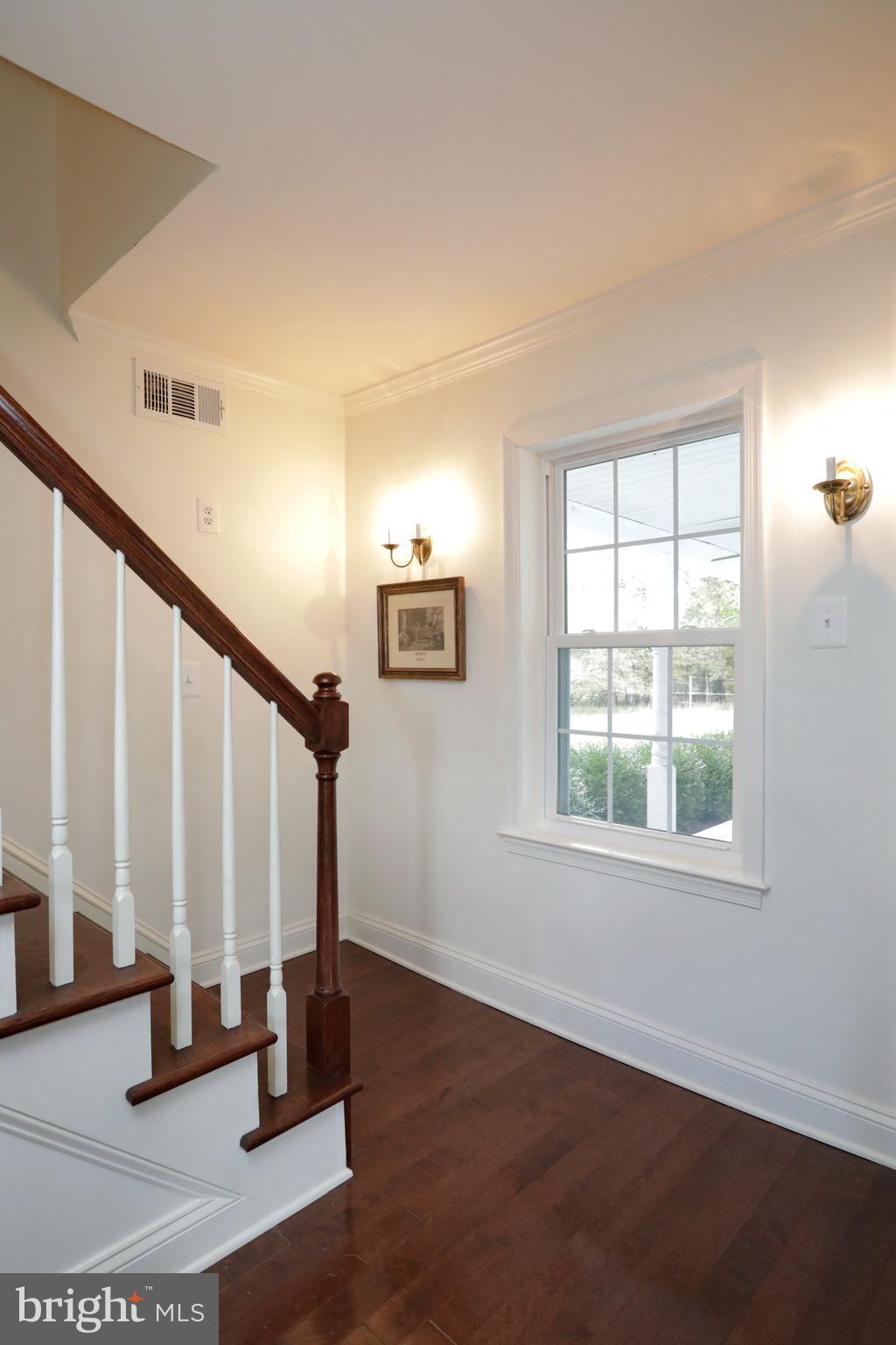 5065 Bicknell Road Marbury, MD 20658 - Photo 30 of 105 Wide staircase