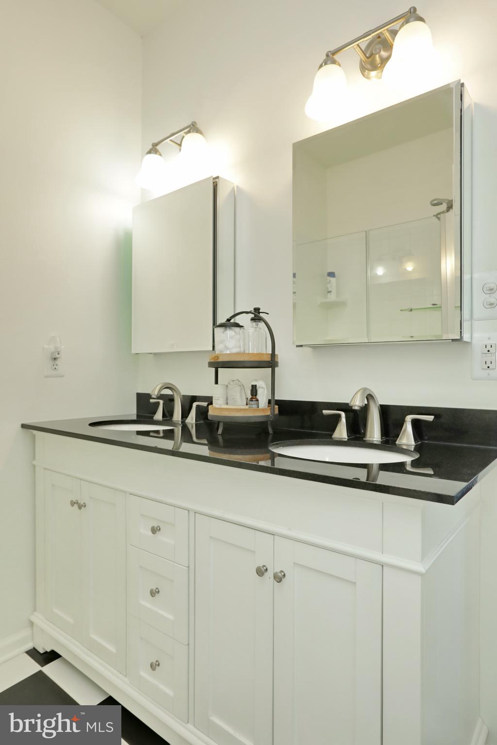 5065 Bicknell Road Marbury, MD 20658 - Photo 37 of 105 Master bathroom w/dual vanity