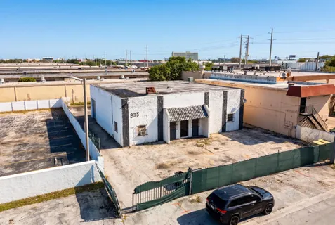 $3,250,000 | 8015 Northwest 98th Street, Hialeah Gardens, FL 33016