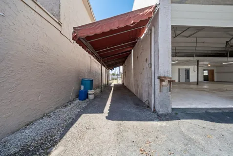 $3,250,000 | 8015 Northwest 98th Street, Hialeah Gardens, FL 33016