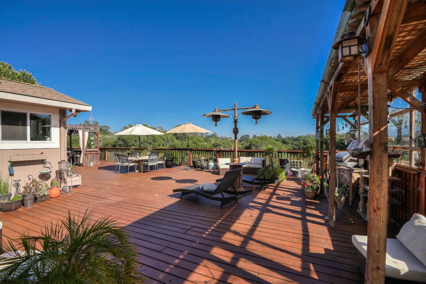 8710 Dyer Road Salinas, CA 93907 - Photo 1 of 50 Gallery Image 1