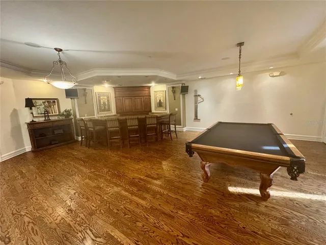 a room with lots of chairs and tables