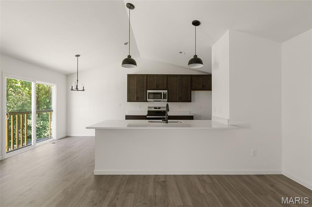 2316 Fernau Court Florissant, MO 63031 - Photo 11 of 20