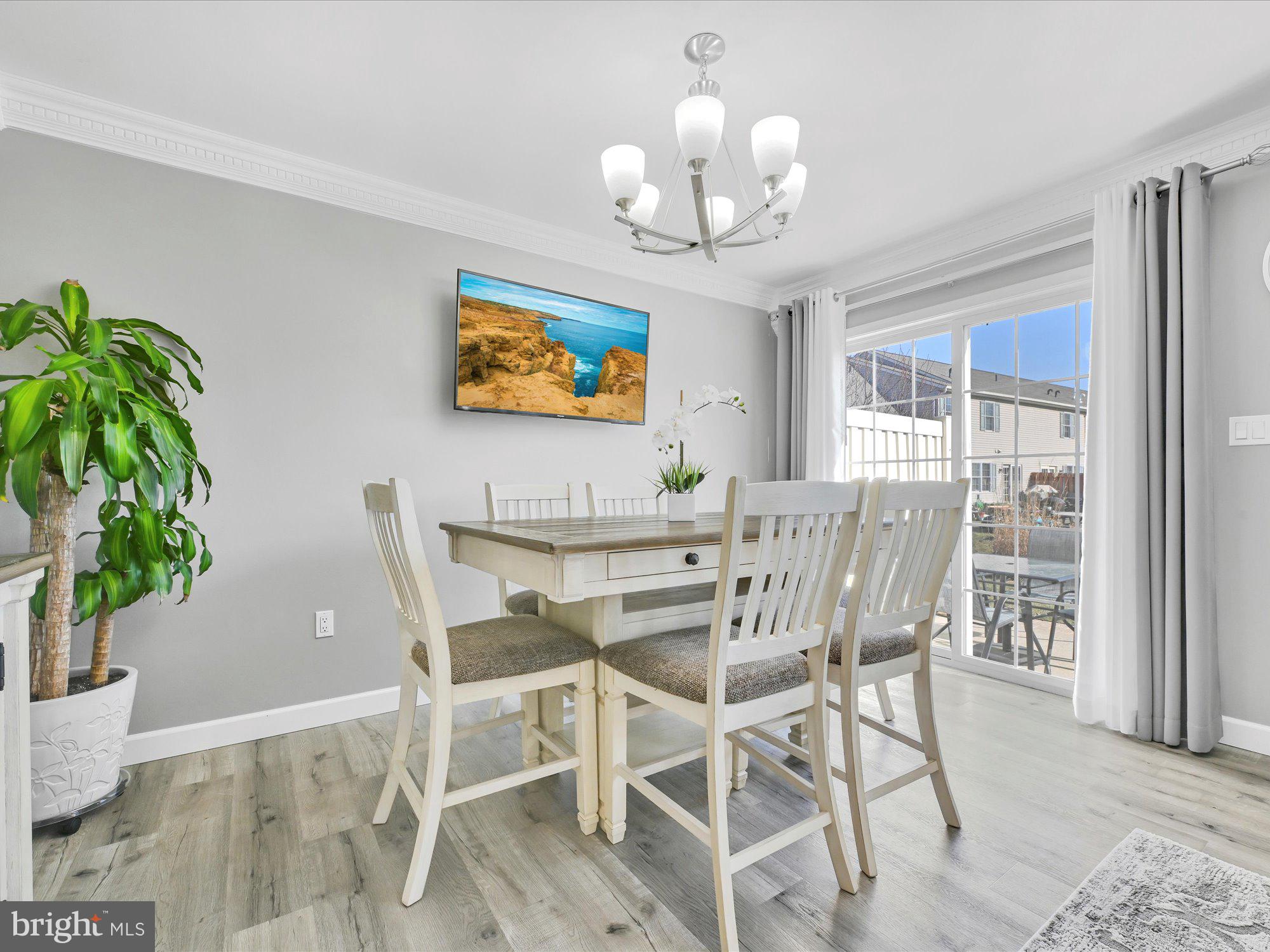 39 Tumbling Run Lititz, PA 17543 - Photo 6 of 40 Dining Room