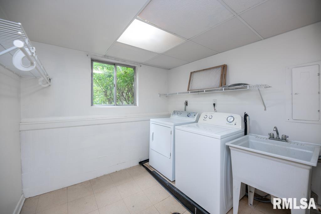 9019 North Locust Lane Peoria, IL 61615 - Photo 16 of 16