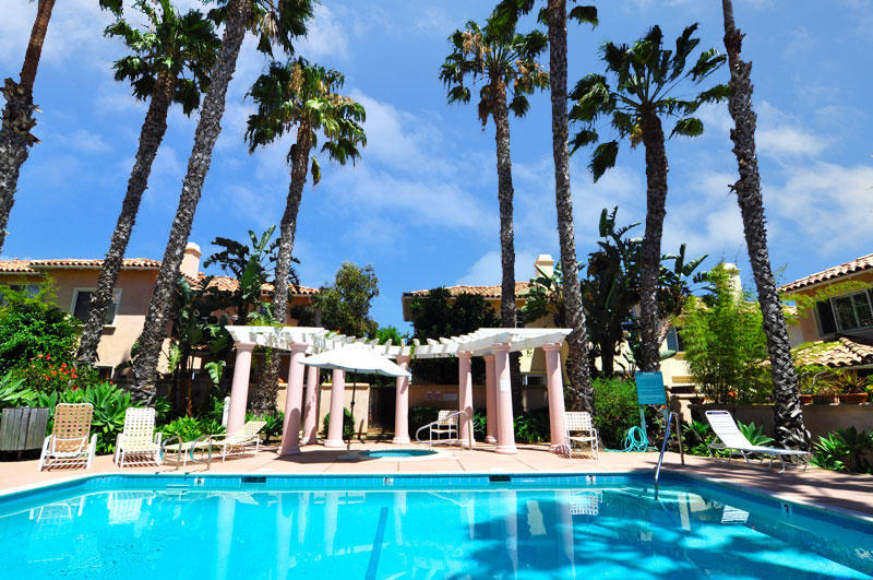 222 Meigs Road, Unit 14 Santa Barbara, CA 93109 - Photo 15 of 17 Pool