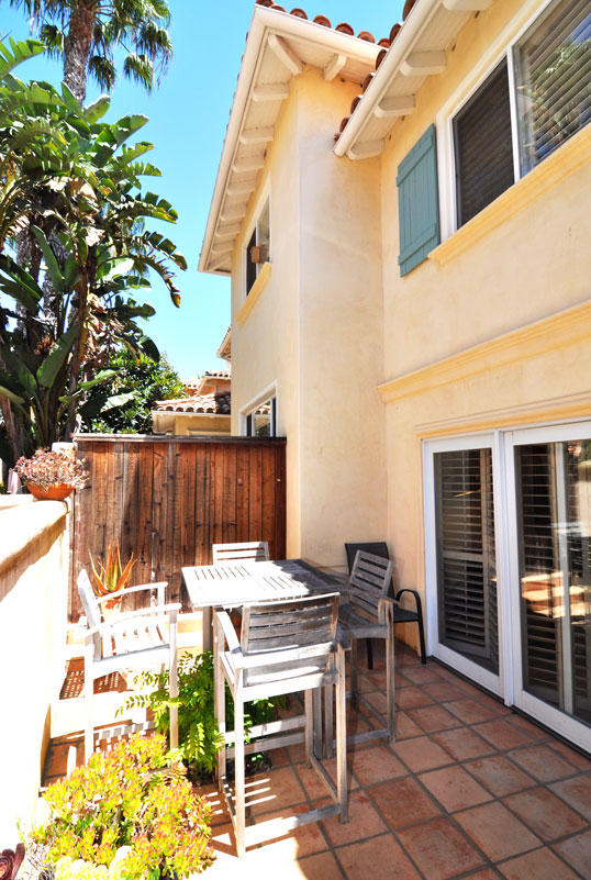 222 Meigs Road, Unit 14 Santa Barbara, CA 93109 - Photo 6 of 17 Patio