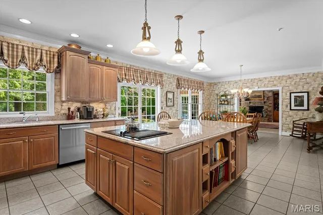 $995,000 | 2917 18th Fairway Drive, Belleville, IL 62220