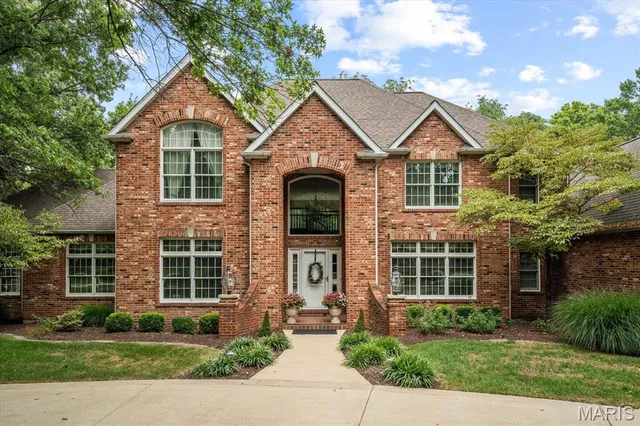 $995,000 | 2917 18th Fairway Drive, Belleville, IL 62220