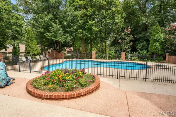 $995,000 | 2917 18th Fairway Drive, Belleville, IL 62220