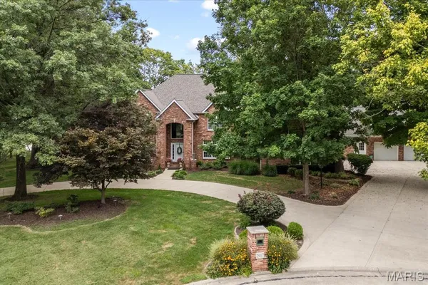 $995,000 | 2917 18th Fairway Drive, Belleville, IL 62220
