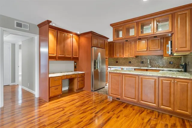 $1,700 | 5303 Fleetwood Oaks Avenue, Unit 178, Dallas, TX 75235