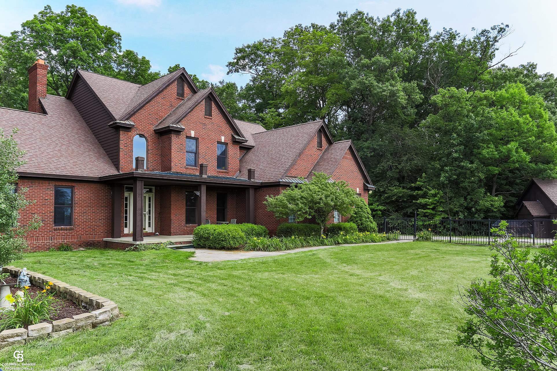 9156 Division Road Columbus, MI 48063 - Photo 8 of 61 Gallery Image 8