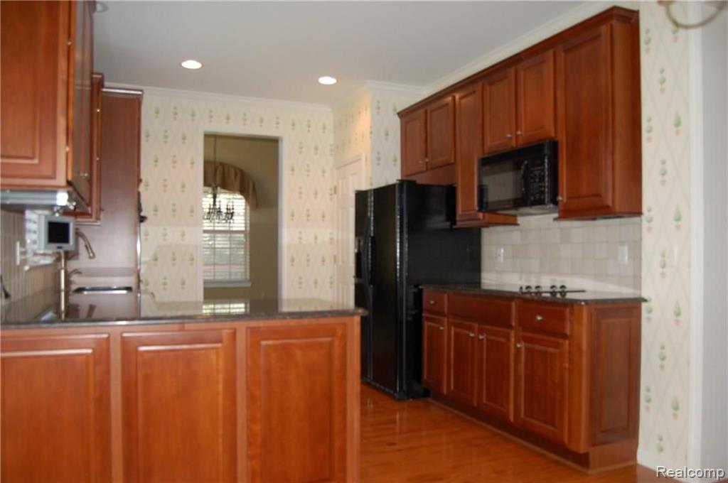 3616 Windingbrook Circle Rochester Hills, MI 48309 - Photo 11 of 30