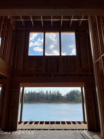 $1,570,000 | 51 Kayak Loop, Oldtown, ID 83822