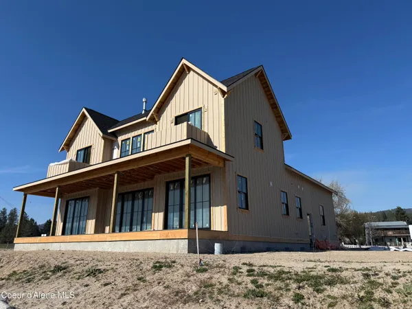 $1,570,000 | 51 Kayak Loop, Oldtown, ID 83822