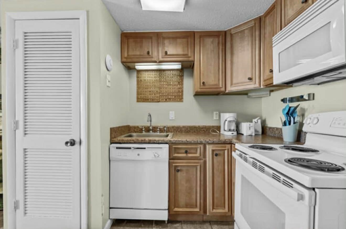 5905 South Kings Highway, Unit 602 Myrtle Beach, SC 29575 - Photo 14 of 33